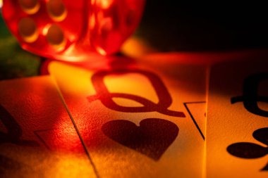 8qj2 স্লট গেম Aviator এবং Sweet Bonanza